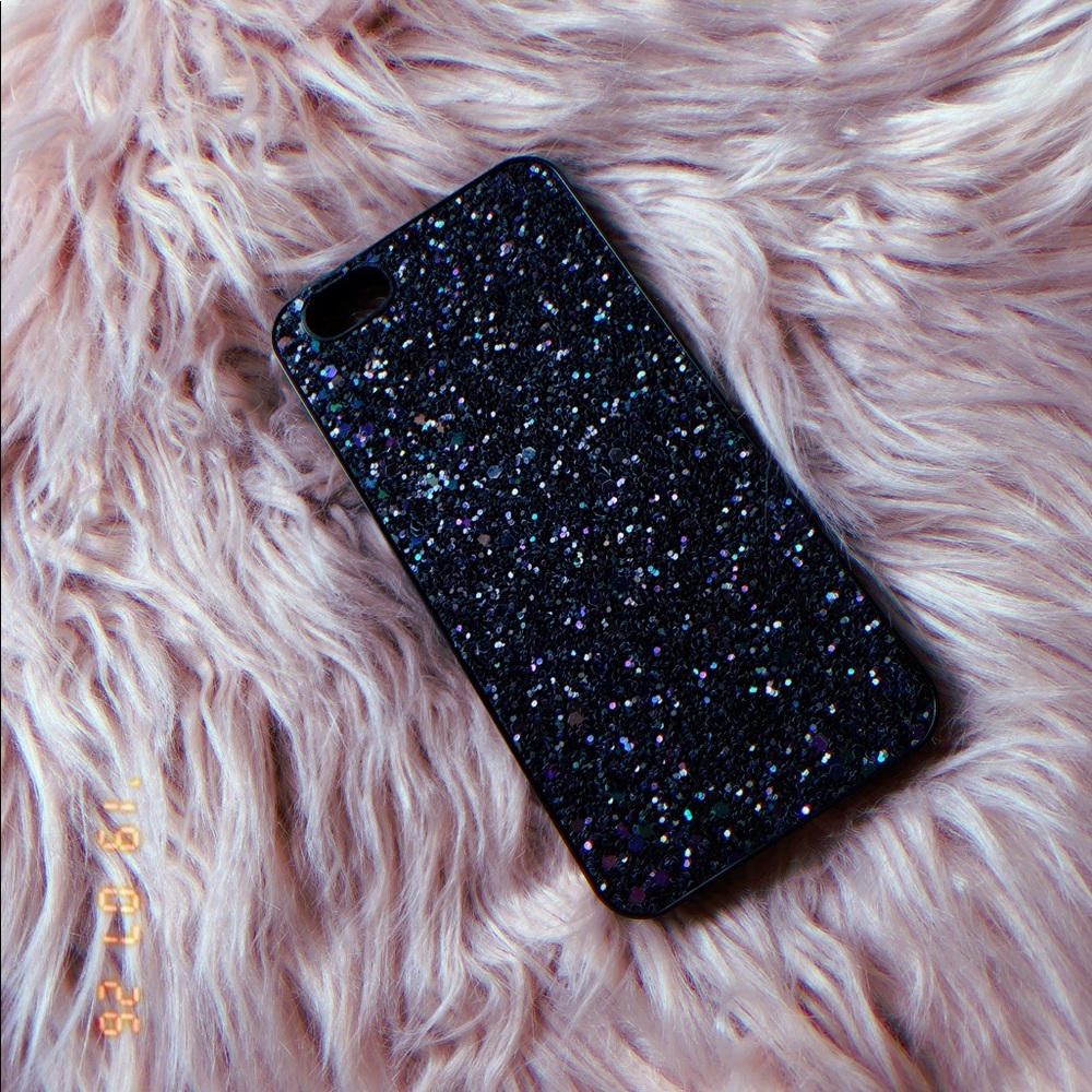 VS pink iPhone 5s case